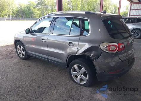 2010 Volkswagen Tiguan Wolfsburg Edition from USA, damaged, VIN WVGBV7AX5AW529548